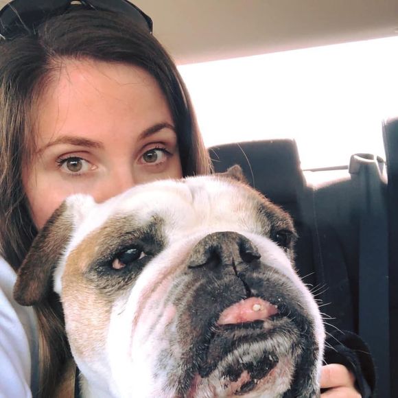 Meet your Posher, Alexandra - Picture 1 of 1